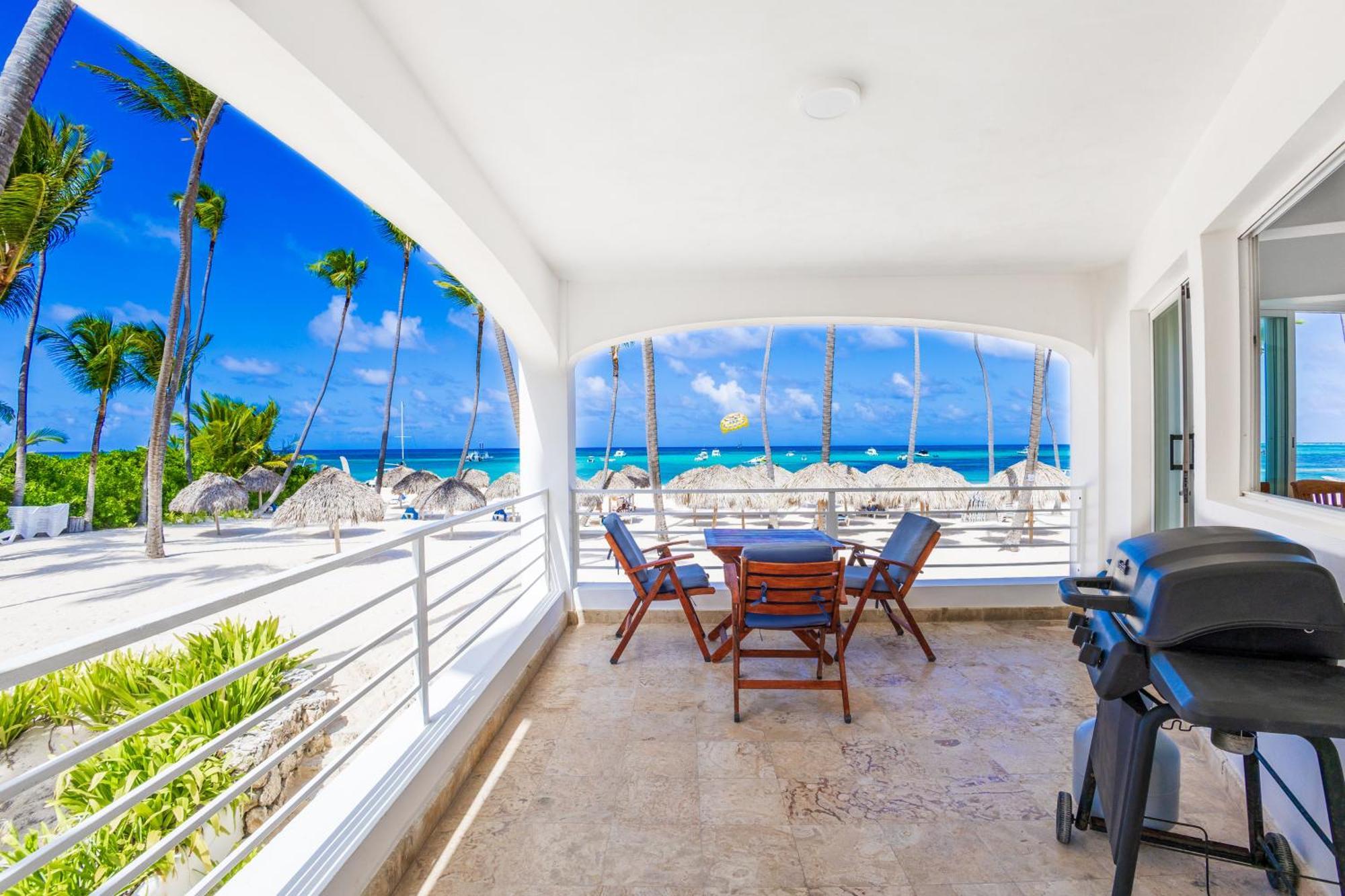 Prime Ocean View Punta Cana Apartments - 3-Bedroom Getaway With Private Terrace On Bavaro Beach Exteriér fotografie